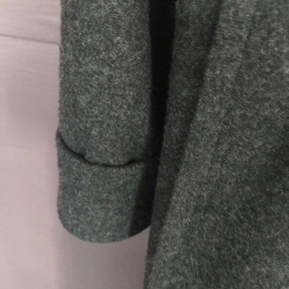 Long Wool Blend Women’s Coat - Picture 6 of 8